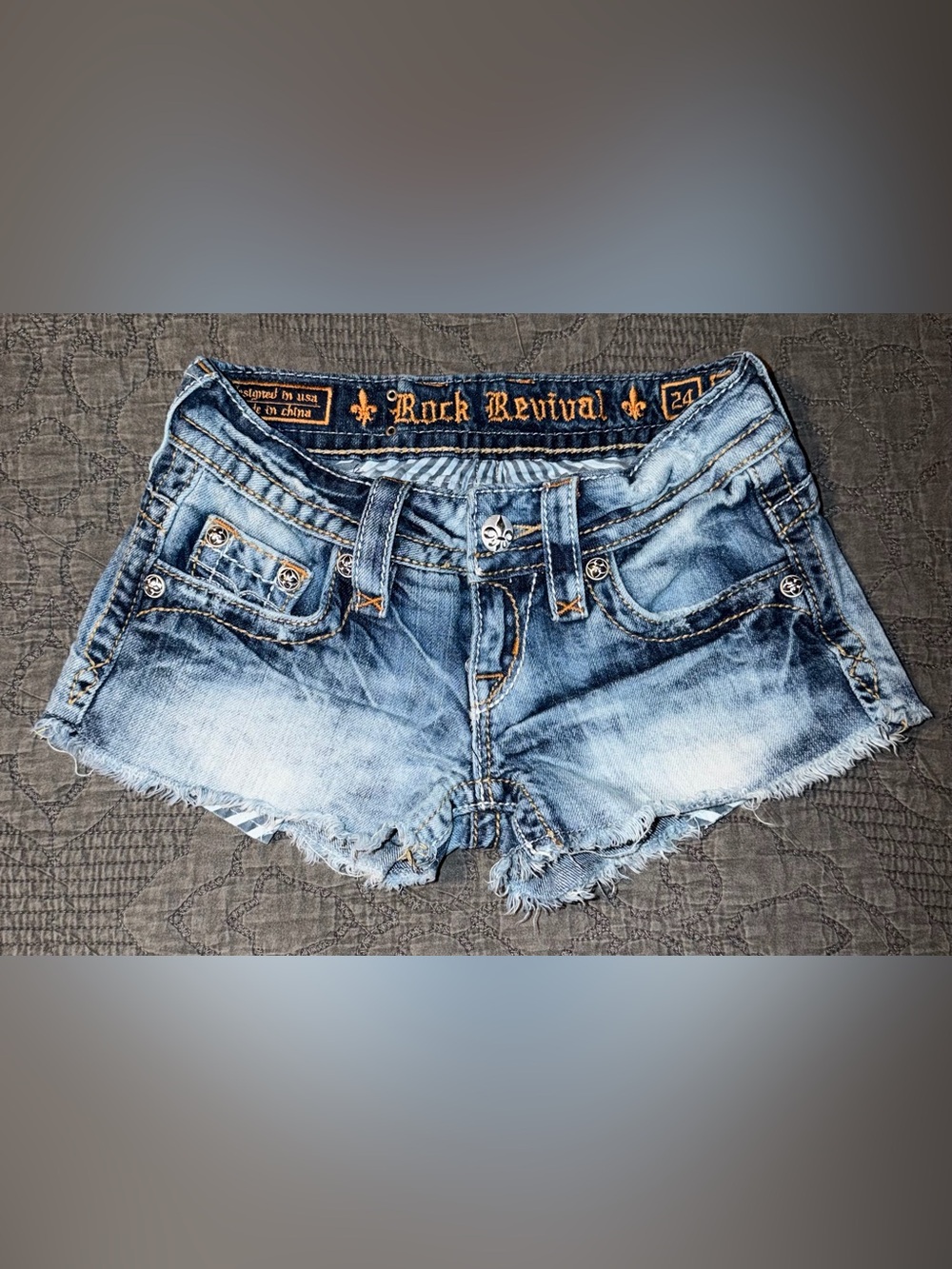 Rock Revival Jen Light Blue Denim Cutoff Shorts Women’s Size-24